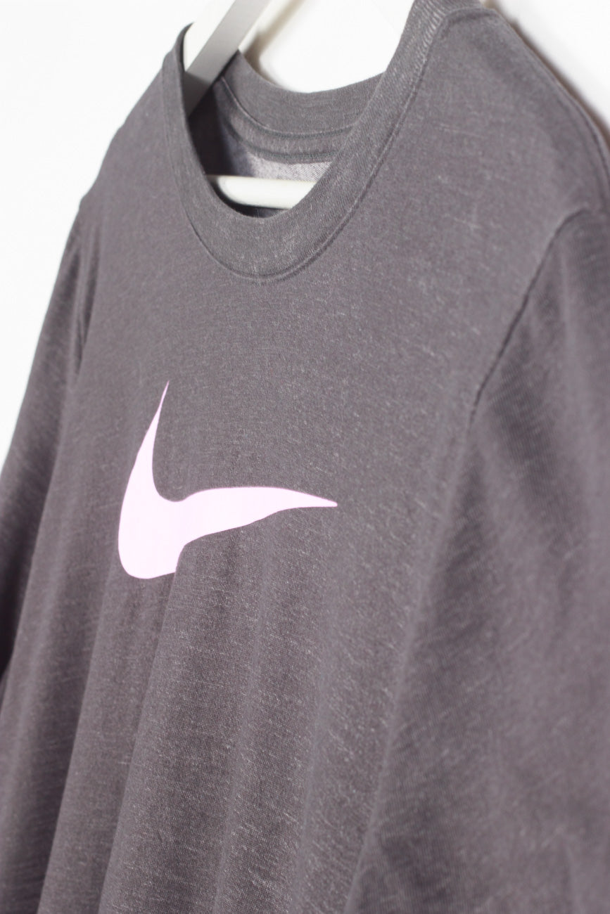 Nike T-Shirt in Olivgrün, L