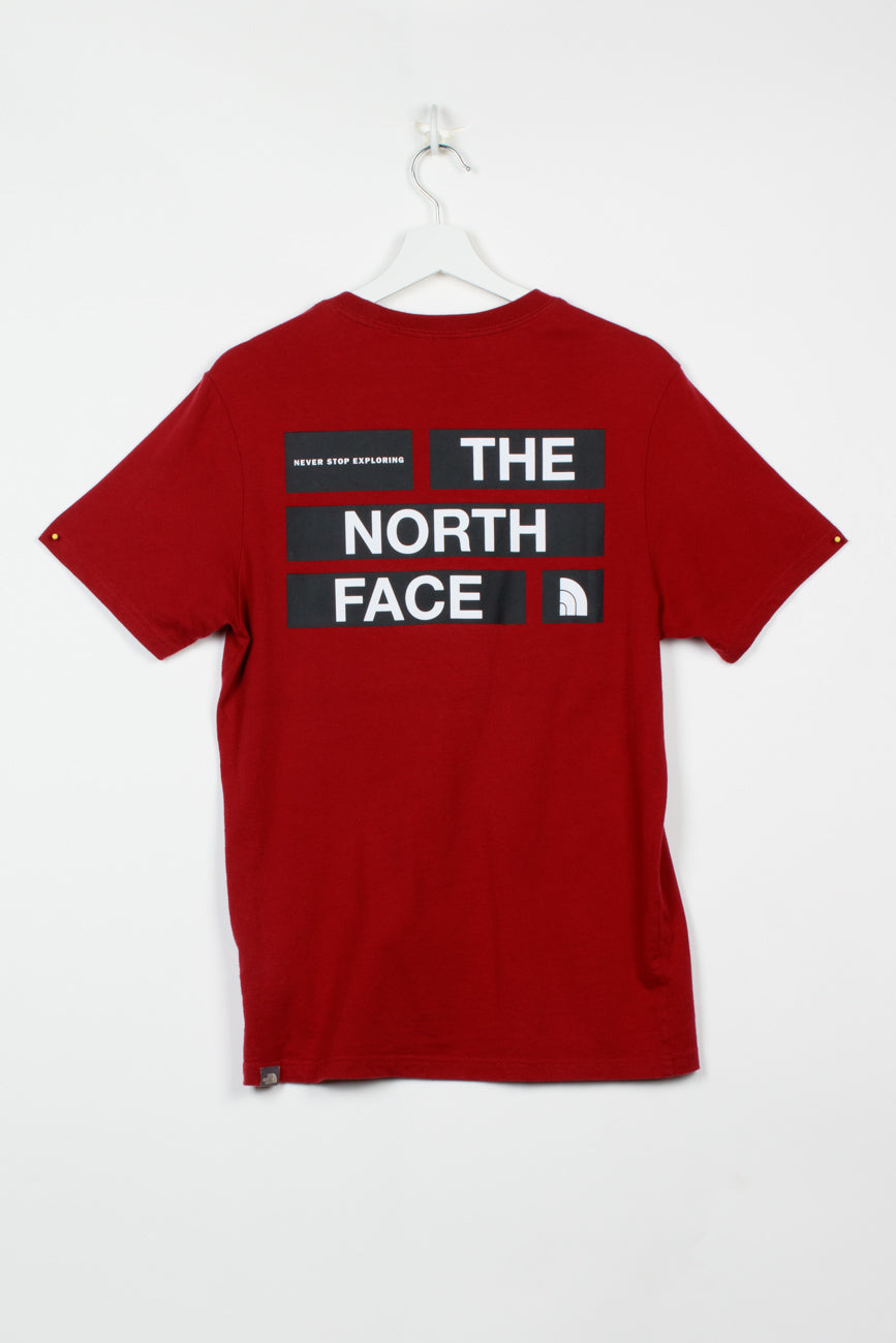 The North Face T-Shirt in Rot, S